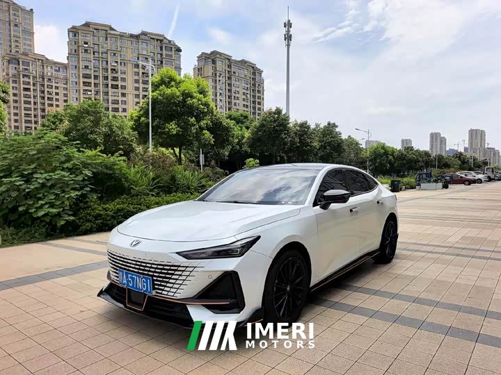 Changan UNI-V 1.5T Sport Edition