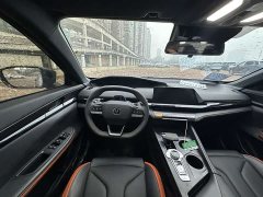 Changan UNI-V 2022 1.5T Excellent Type - ფოტო 11