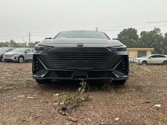 Changan UNI-V 2022 1.5T Excellent Type - ფოტო 2
