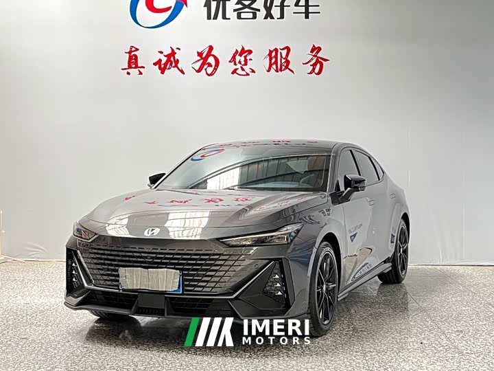Changan UNI-V 1.5T premium