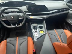 Changan UNI-V 1.5T Premium Sport - ფოტო 13