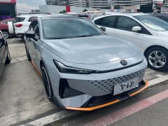 Changan UNI-V 1.5T Premium Sport - ფოტო 3