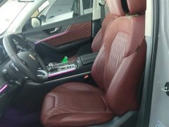 FAW Red Flag HS5 2.0T AWD Flagship Pro - ფოტო 11