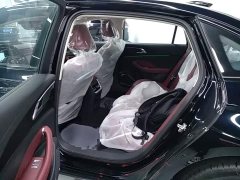 Hongqi H5 2025 2.0T Automatic Xuan Ying 2 Million Units Commemorative Edition - ფოტო 17