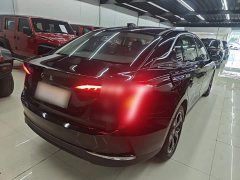 Hongqi E-QM5 2023 facelift basic travel version - ფოტო 7