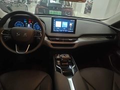 Hongqi E-QM5 2023 facelift basic travel version - ფოტო 13