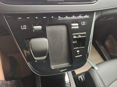 Hongqi HQ9 PHEV 2024 2.0T AWD Business Edition - photo 14