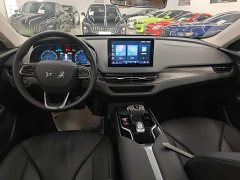 Hongqi E-QM5 2023 facelift basic travel version - ფოტო 10