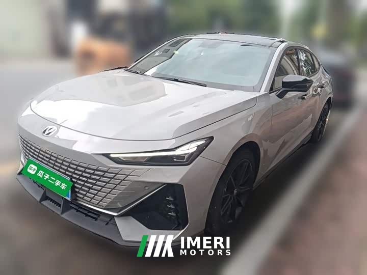 Changan UNI-V 1.5T premium