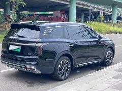 Hongqi HS7 PHEV 2024 2.0T PHEV four-wheel drive Qichang version 7 seats - ფოტო 6