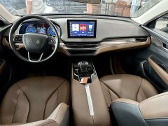 Hongqi E-QM5 2021 online appointment charging basic version 4 seats - ფოტო 7