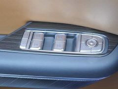 Hongqi HQ9 PHEV 2024 2.0T AWD Business Edition - ფოტო 11