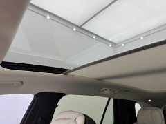 FAW Red Flag E-HS9 2022 660km Range Flagship Edition Six-Seater - ფოტო 12