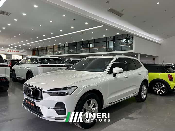 Volvo XC60 B5 AWDLuxury Edition