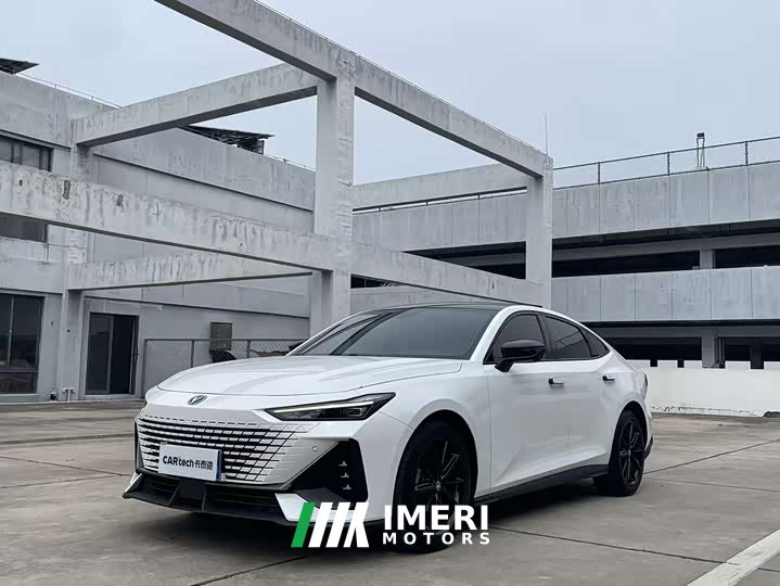 Changan UNI-V 2022 1.5T premium
