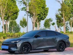 Changan UNI-V 1.5T 500Bar Premium Edition - ფოტო 3