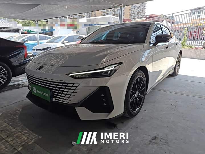 Changan UNI-V 1.5T premium