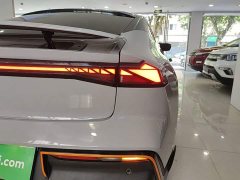 Changan UNI-V 2023 2.0T sharp version - ფოტო 8