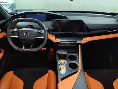 Changan UNI-V 2023 1.5T sports version - ფოტო 10