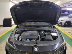 Changan UNI-V 2023 1.5T sports version - ფოტო 20
