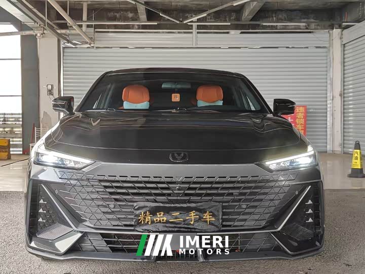 Changan UNI-V 2022 1.5T sports version