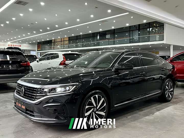 Volkswagen Passat 330TSI Edition