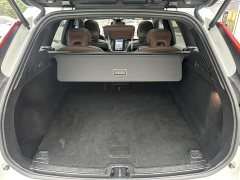 Volvo XC60 2025 B5 four-wheel drive Zhiyi Luxury Edition - ფოტო 15