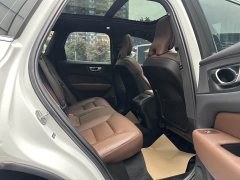 Volvo XC60 2025 B5 four-wheel drive Zhiyi Luxury Edition - ფოტო 17