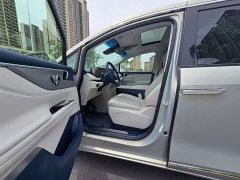 Buick GL8 New Energy Luxe Premium 7-Seater - ფოტო 4