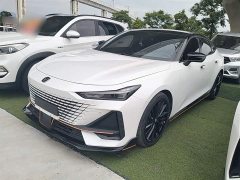 Changan UNI-V 2022 1.5T Sport - ფოტო 1