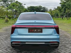 Hongqi H5 2023 2.0T automatic smart connected flag version - ფოტო 4