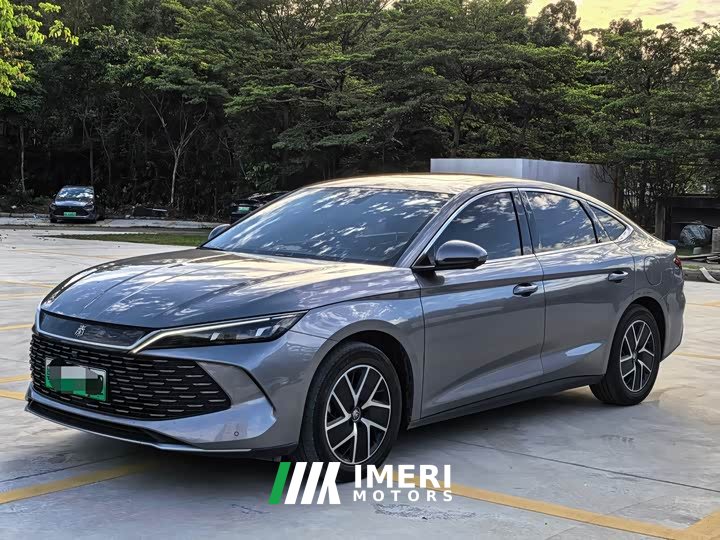 BYD Qin L DM-i 120KM Leading Edition