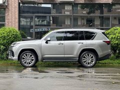 Lexus LX 2025 700h VIP Edition - ფოტო 2