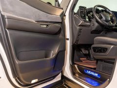 Lexus LM 2023 350h seven-seat elegant version - ფოტო 6