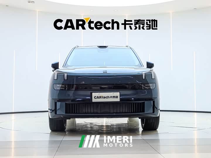 Lynk & Co 900 2.0T Ultra 6-seater