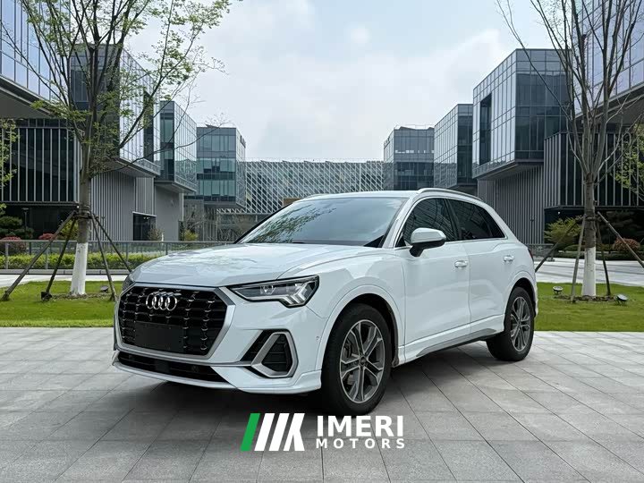 Audi Q3 40 TFSI Fashion Dynamic