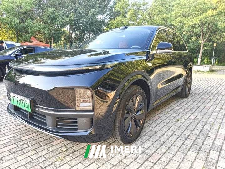 Li Auto Ideal L8 2025 Max smart refresh version