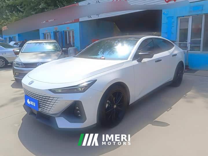 Changan UNI-V 2022 1.5T premium