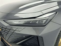 Changan UNI-V 2022 1.5T sports version - ფოტო 18