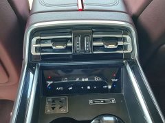 Hongqi H9 2020 3.0T Zhilian Qiling four-seater version - ფოტო 18
