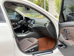 BMW 3 Series 325Li M Sport Night Edition Package - ფოტო 9