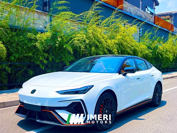 Changan UNI-V 2025 third generation 2.0T powerful