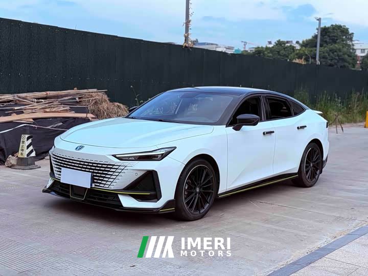 Changan UNI-V 1.5T sports version