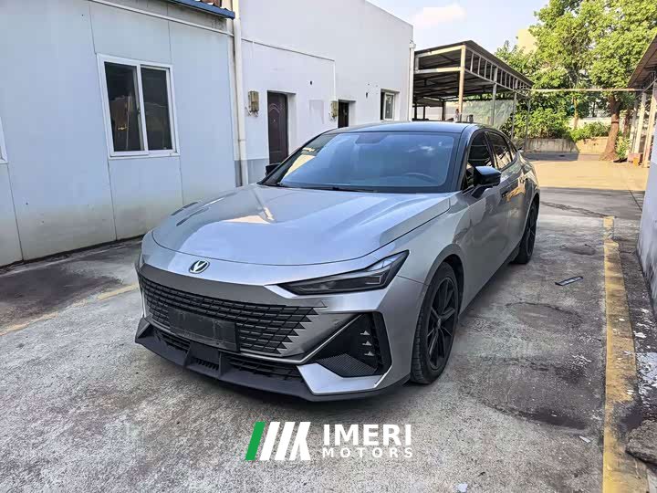 Changan UNI-V 1.5T premium