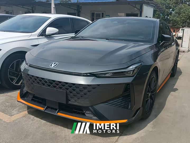 Changan UNI-V 1.5T noble sports