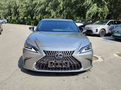 Lexus ES 2022 300h Excellence Edition - ფოტო 2