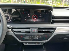 Hongqi HS5 2022 facelift 2.0T Zhilian Qixiang four-wheel drive version - ფოტო 11