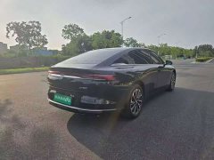 Buick Zhijing L7 2026 Luxury Edition - ფოტო 9