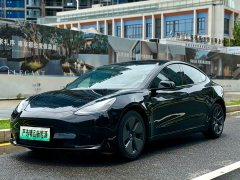 Tesla Model 3 2022 Rear-Wheel Drive - ფოტო 1