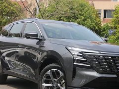 Changan CS75 PLUS 2025 Fourth Generation 1.5T New Blue Whale Intelligent Premium Edition - ფოტო 3